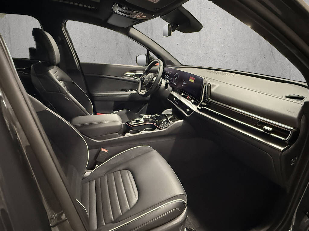 KIA Sportage 1.6 T-GDi Hybrid GT-Line-image-12