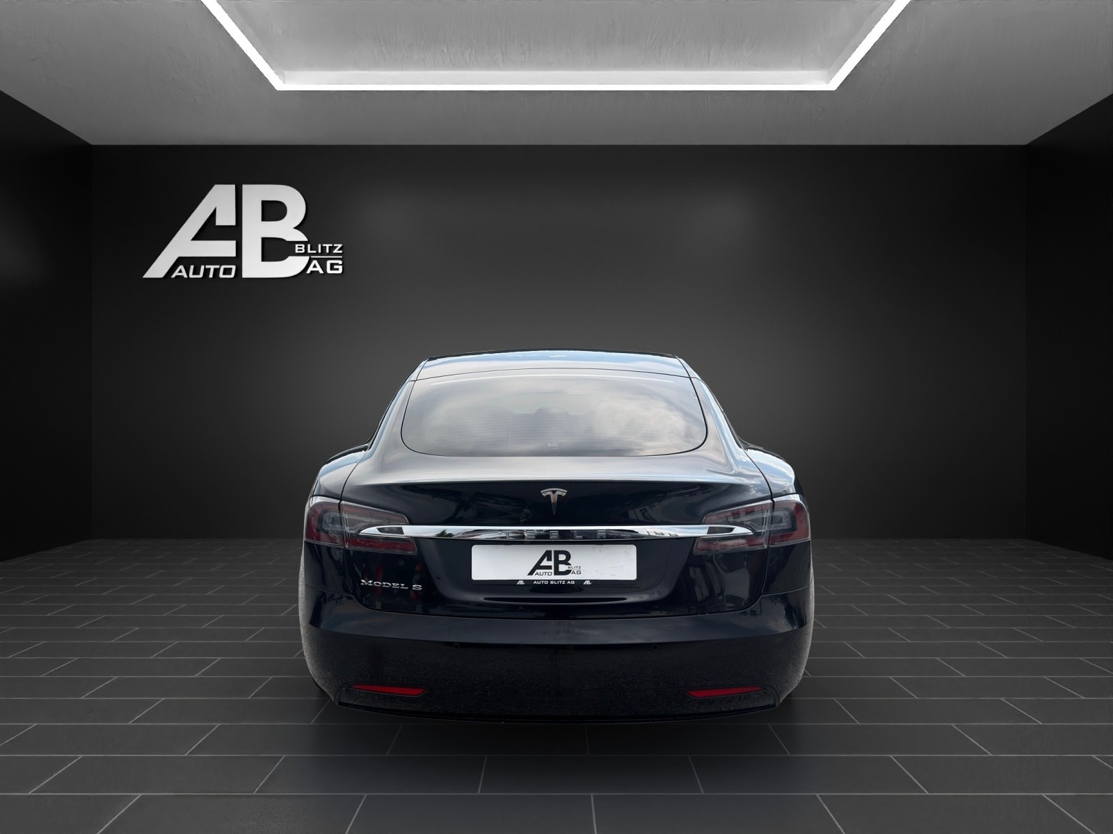 TESLA Model S 75 mit 388 PS-image-3