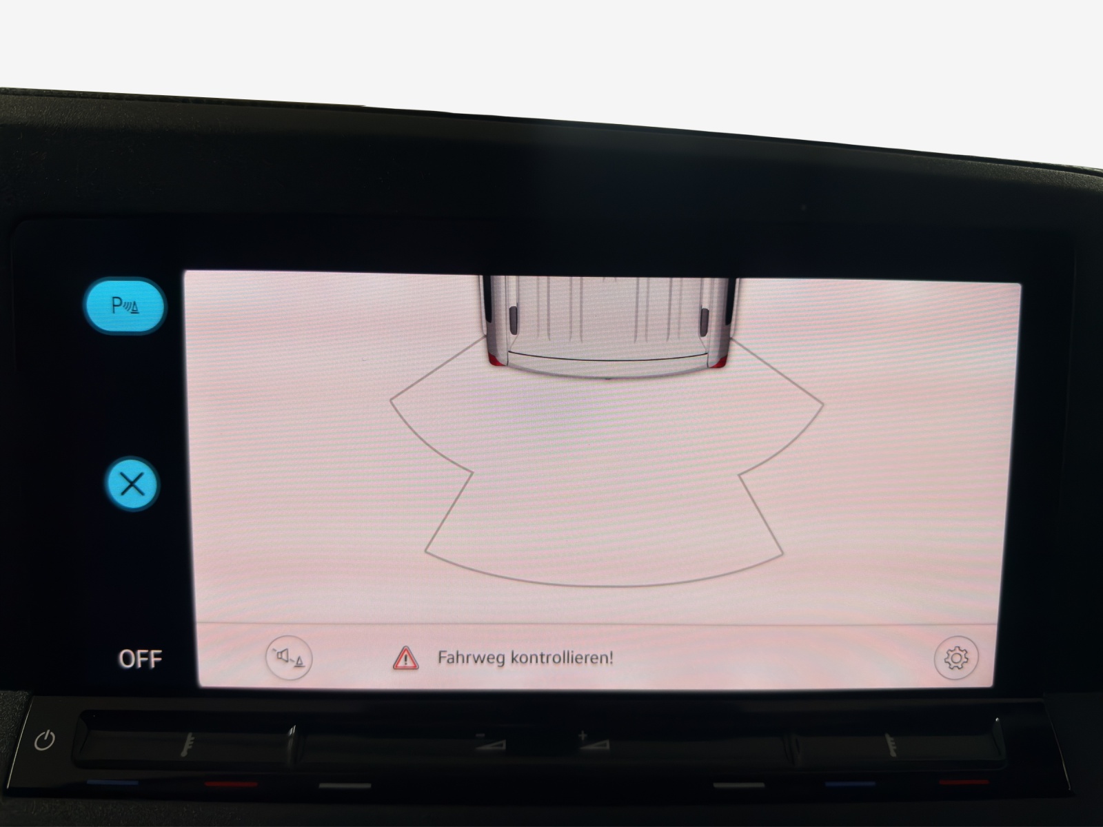 VW Caddy Cargo 2.0TDI Maxi 4Motion-image-13