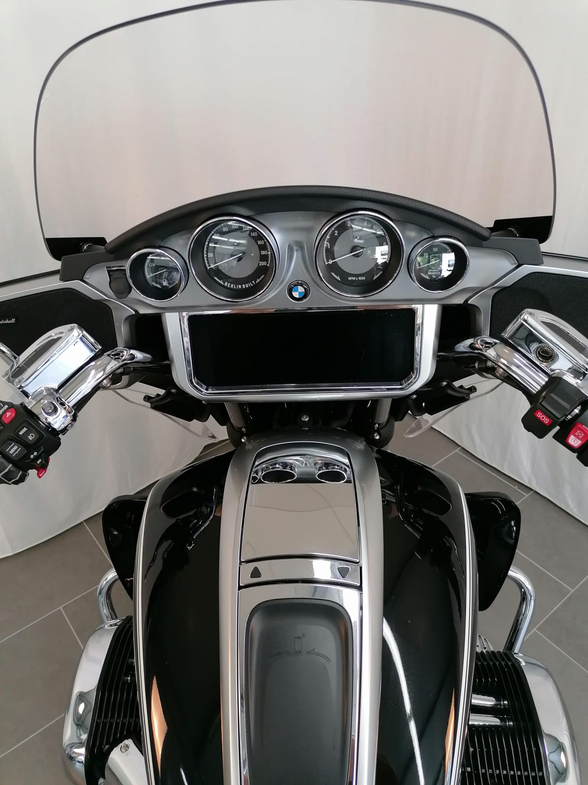 BMW R 18 Transcontinental 1. Hand - Custom Sitz und BMW Zubehör Auspuff + 24-image-4