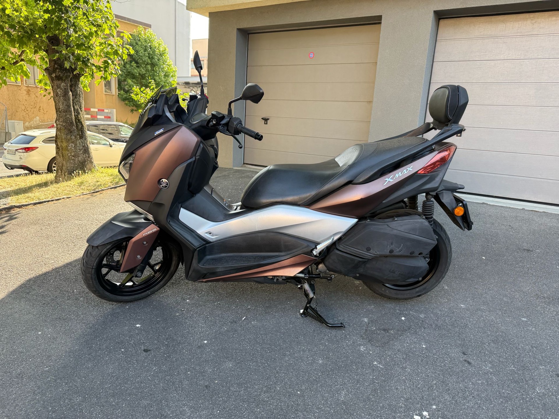 YAMAHA X-Max CZD 300 ABS-showroom-element-2
