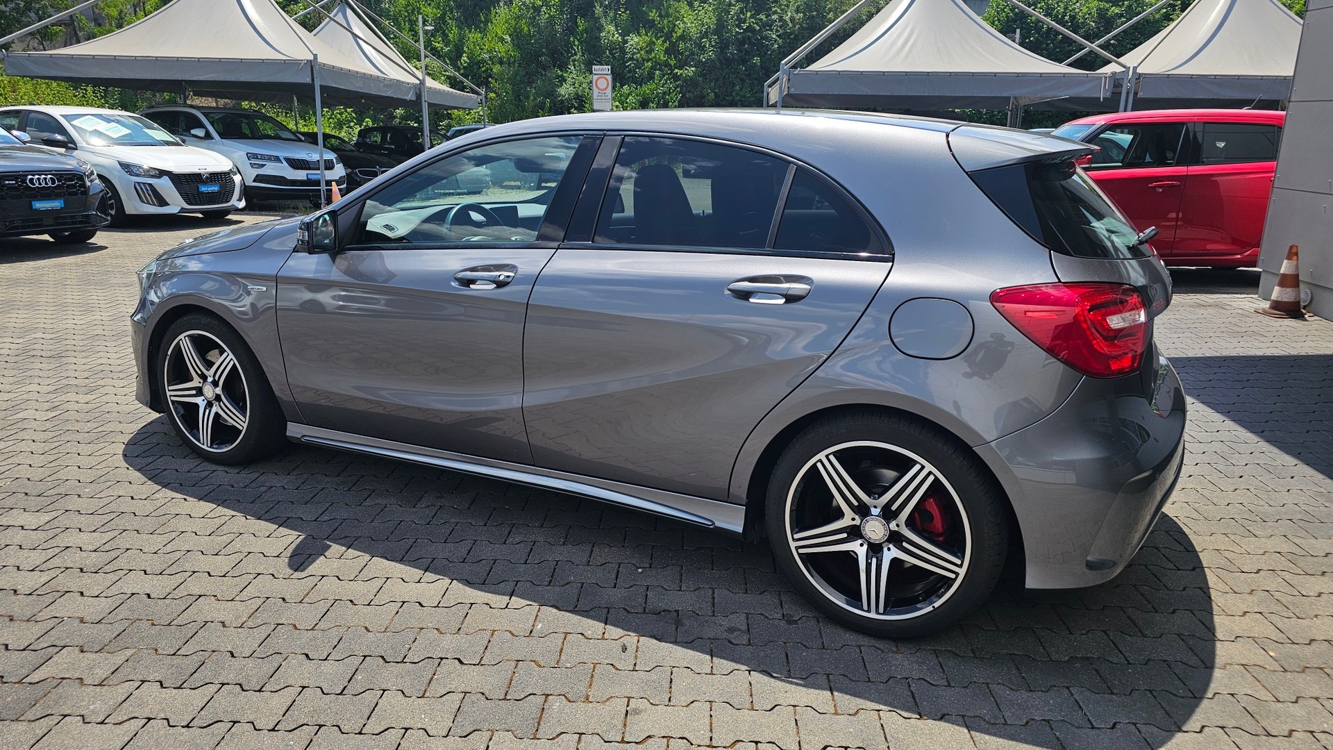 MERCEDES-BENZ A 250 Sport 7G-DCT-image-12