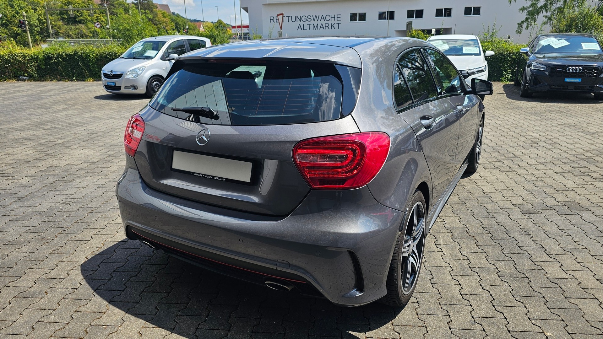 MERCEDES-BENZ A 250 Sport 7G-DCT-image-8