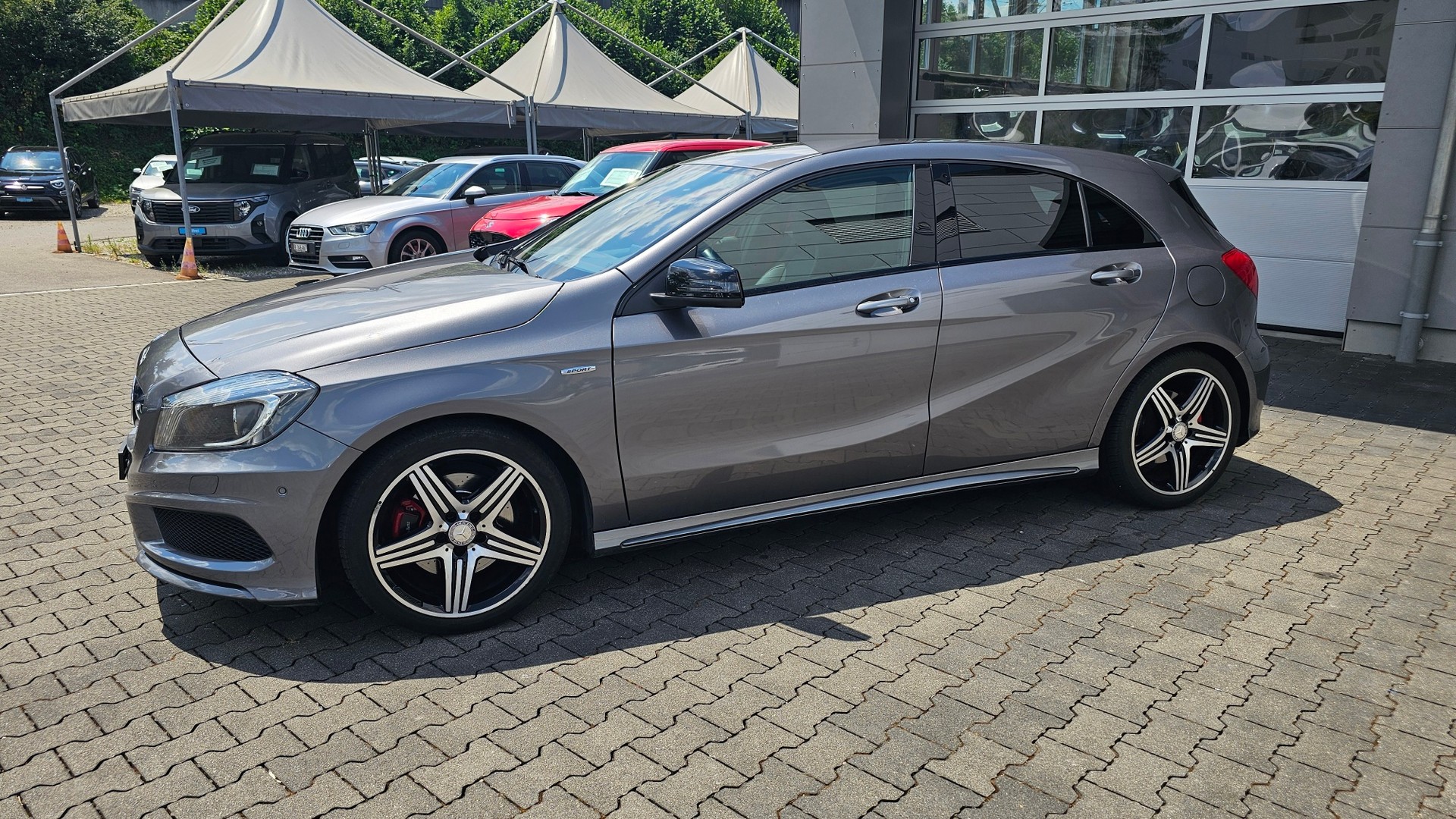 MERCEDES-BENZ A 250 Sport 7G-DCT-image-15