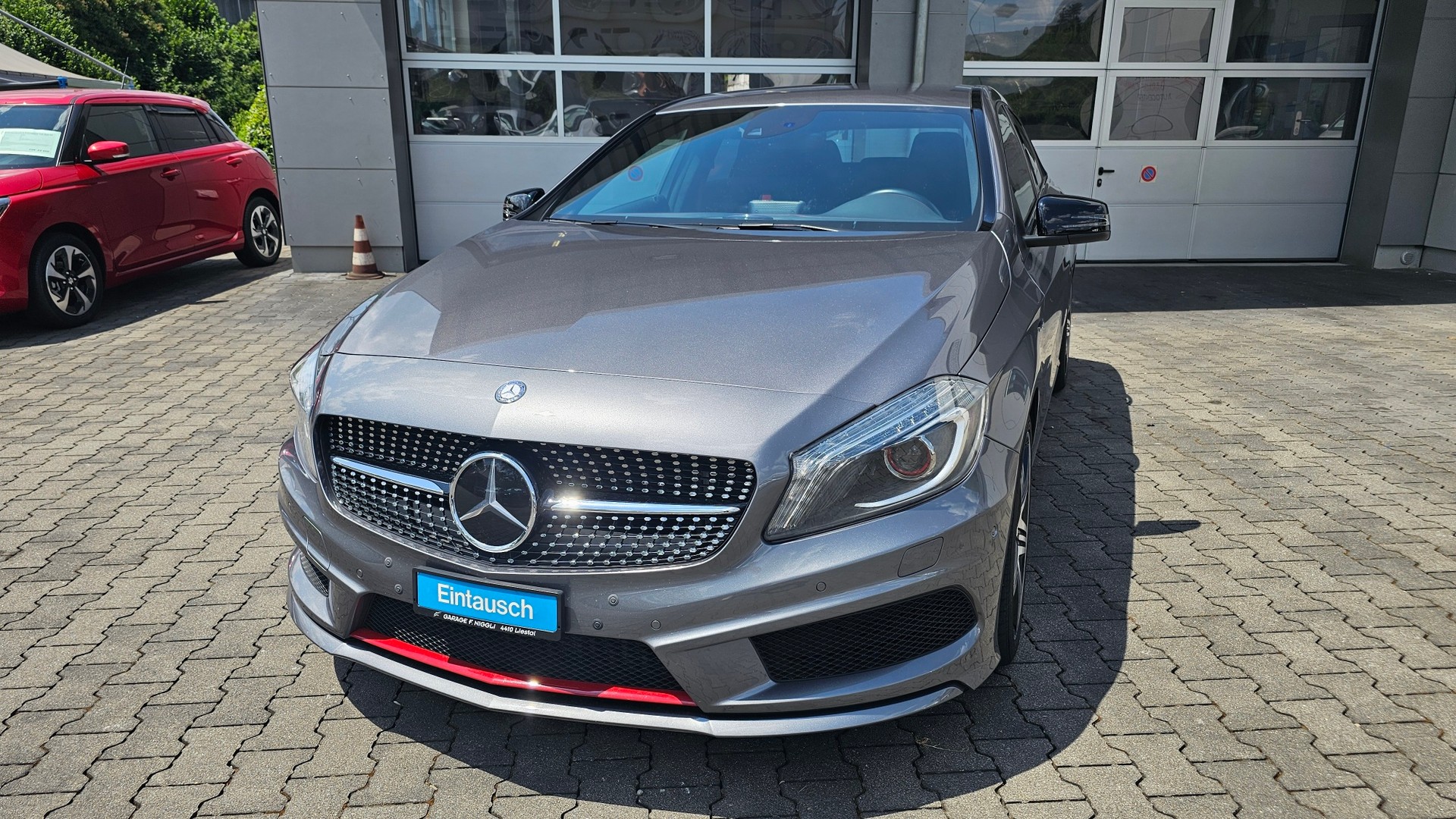 MERCEDES-BENZ A 250 Sport 7G-DCT-image-18
