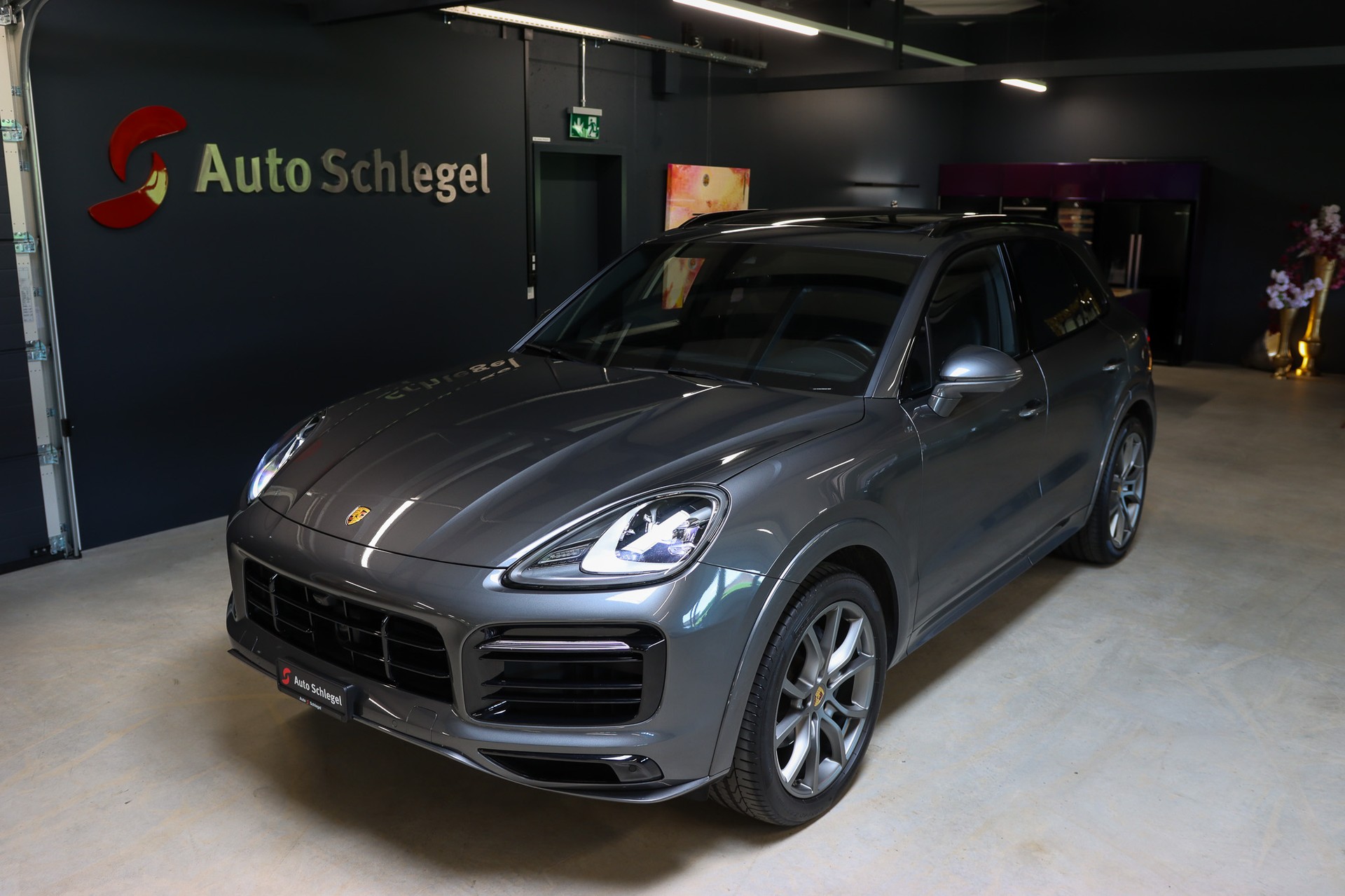 PORSCHE Cayenne-image-7