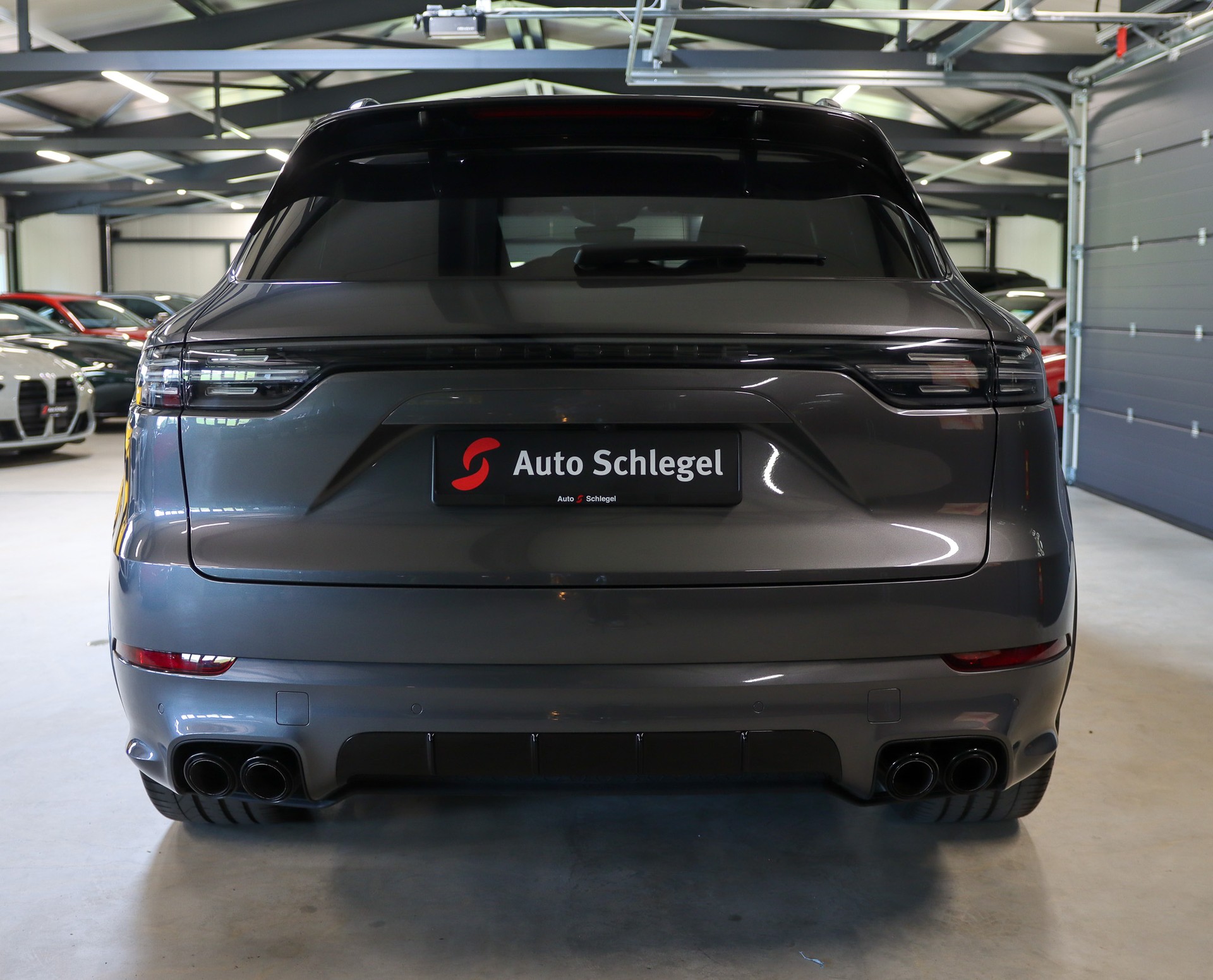 PORSCHE Cayenne-image-4