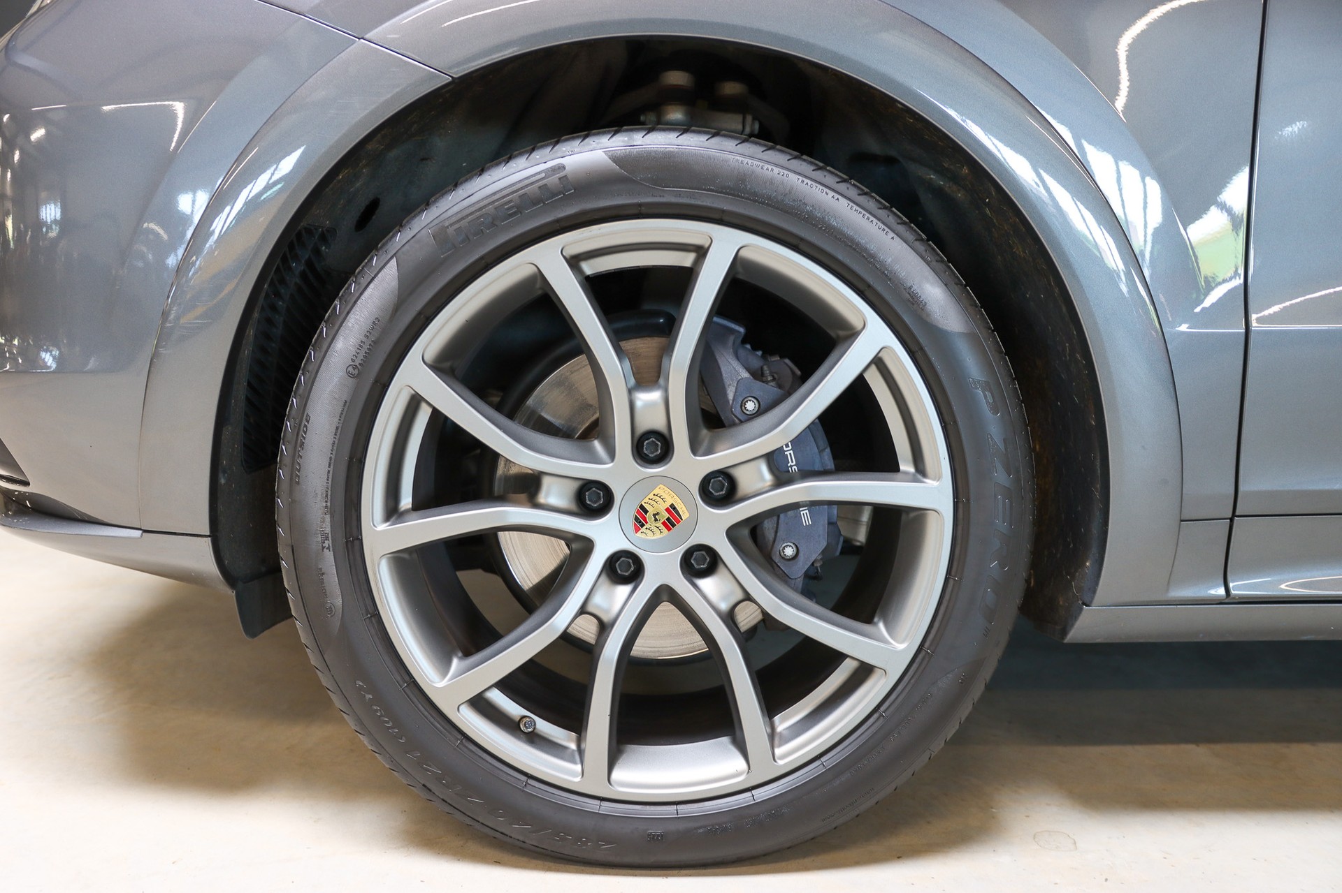 PORSCHE Cayenne-image-8