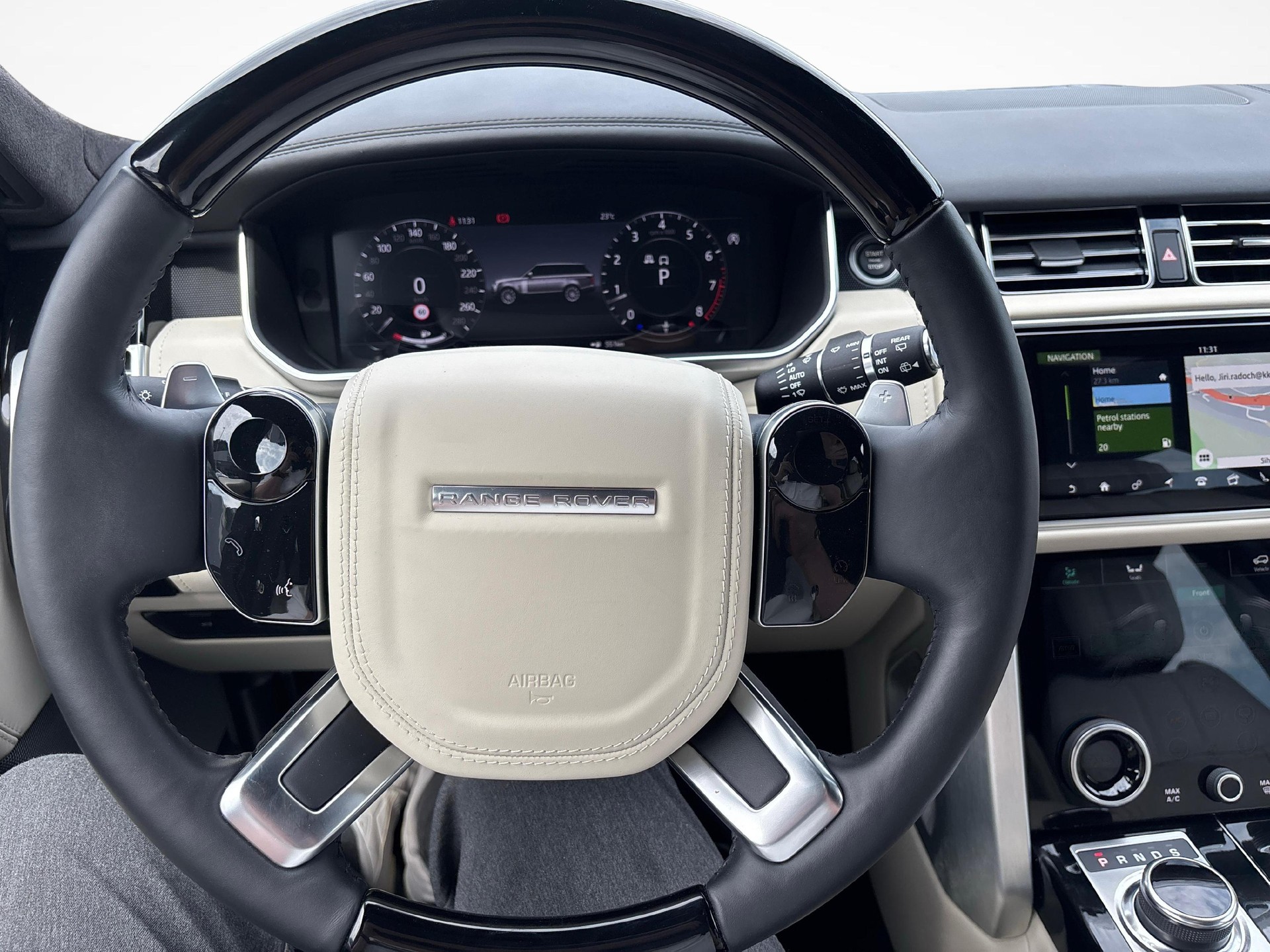 LAND ROVER Range Rover 5.0 V8 SC Autobiography-image-2