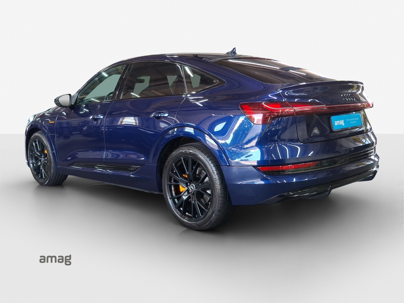 AUDI e-tron 55 Sportback S Line quattro-image-3