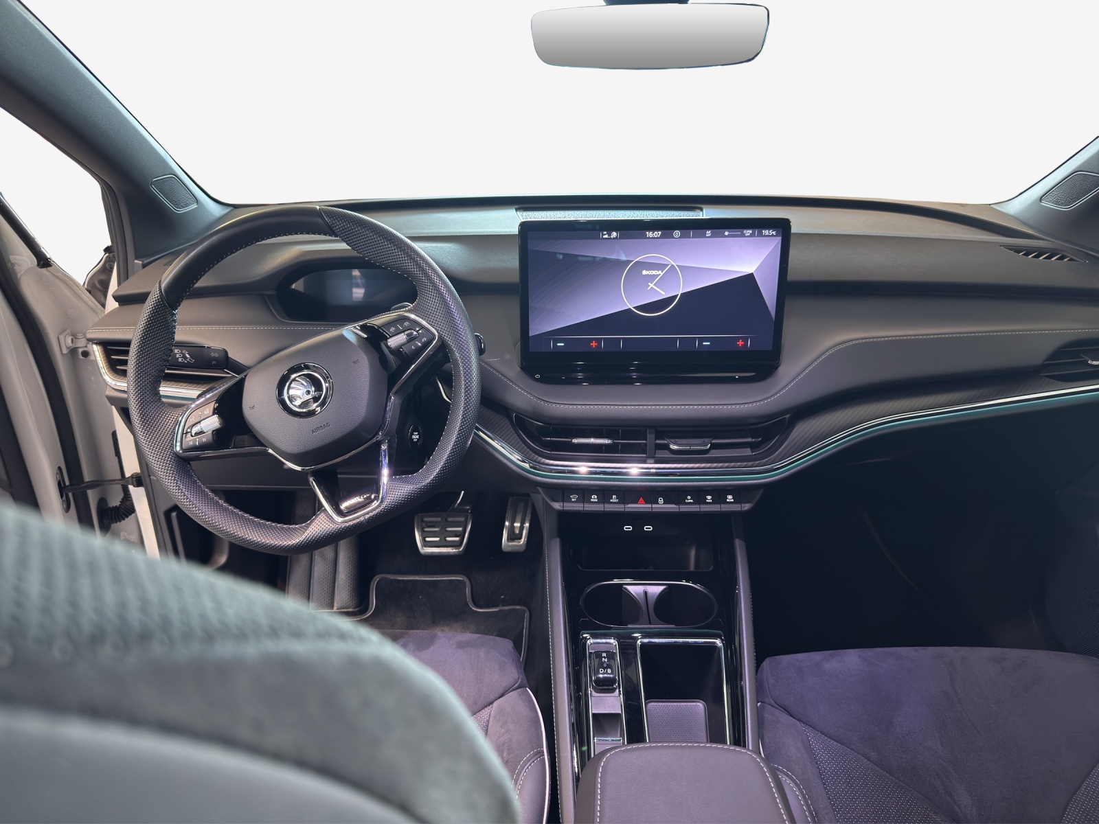 SKODA Enyaq iV 80 SportLine-image-8