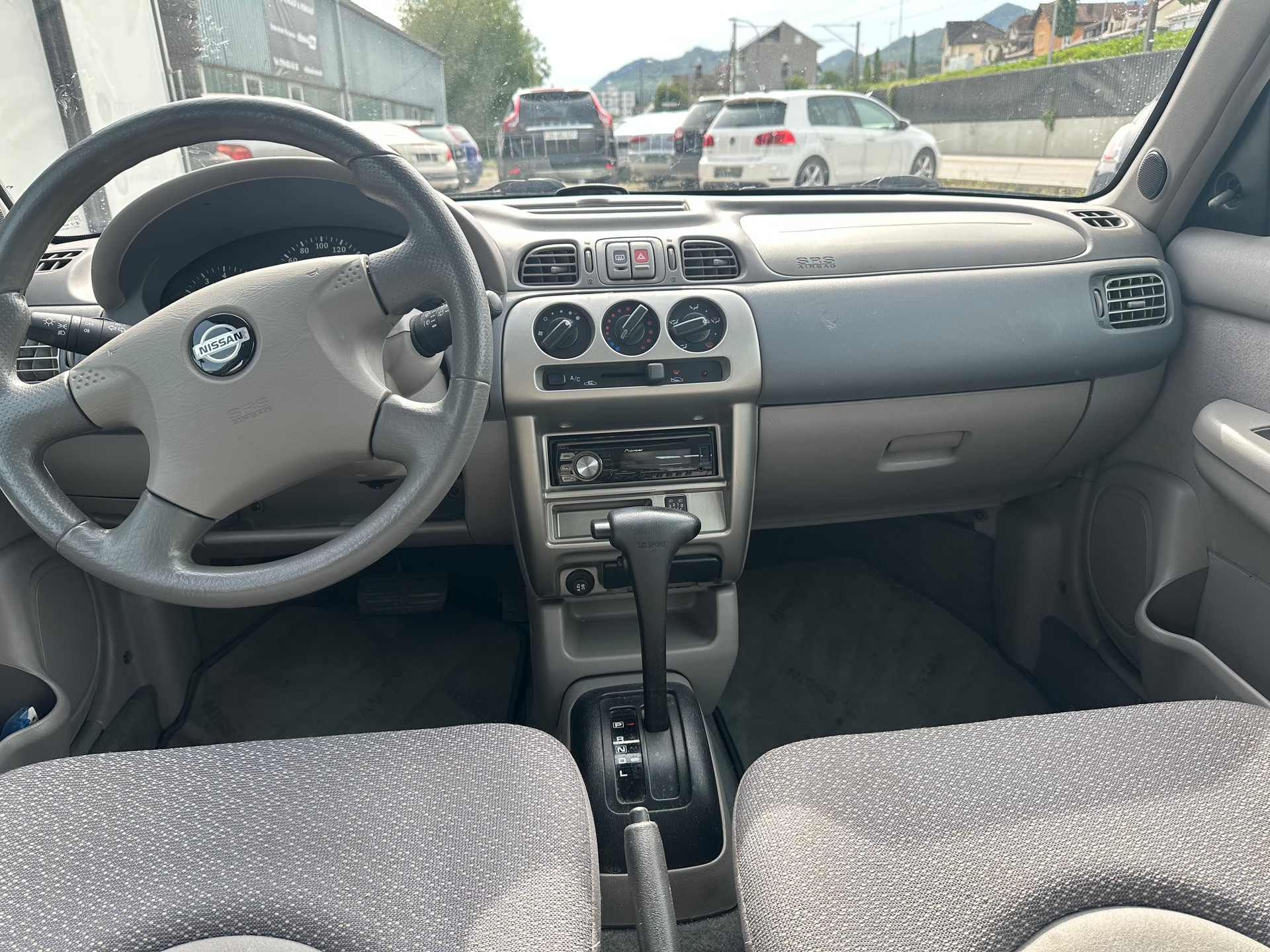 NISSAN MICRA-image-4