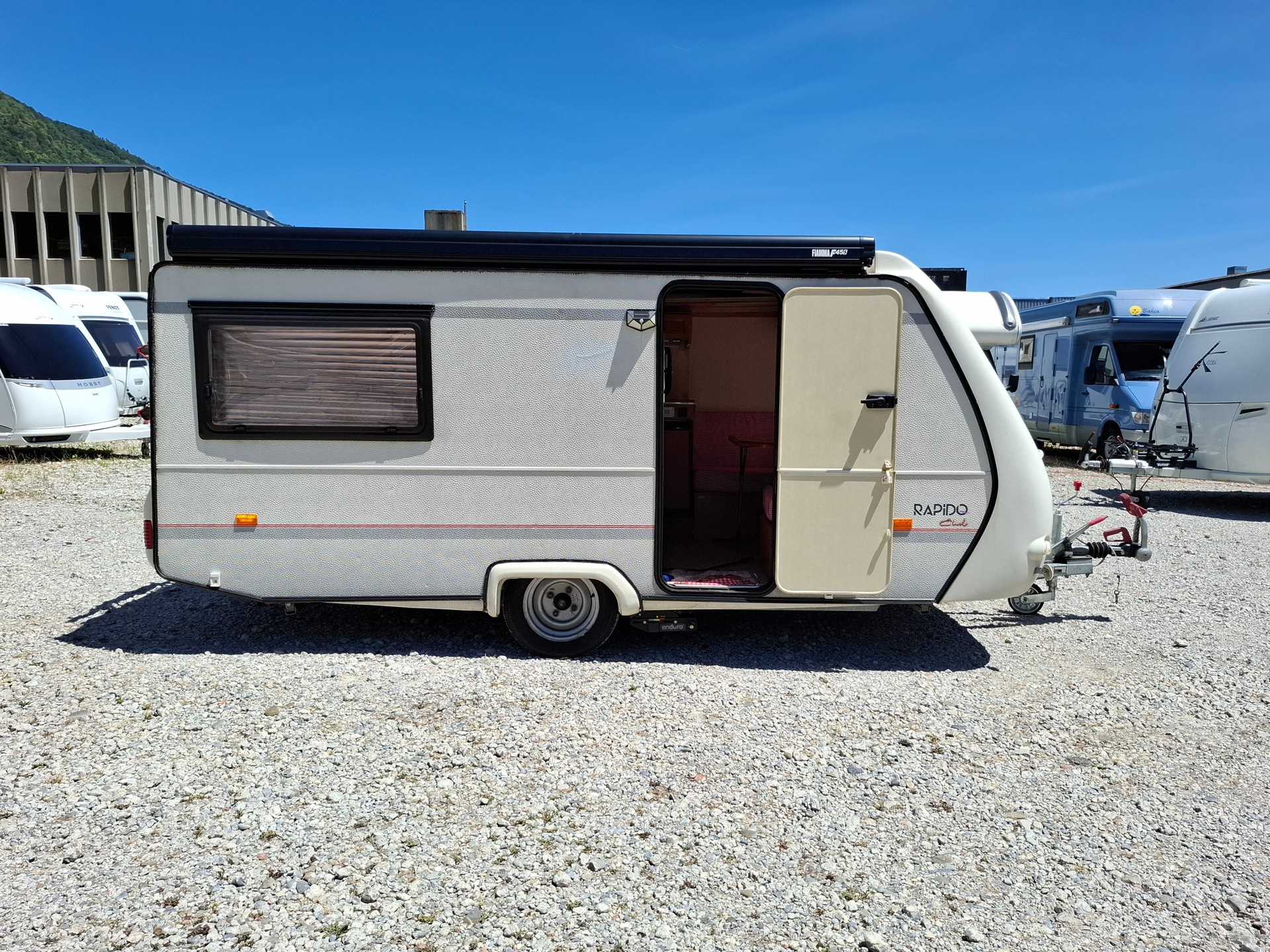 RAPIDO Cub 38 - kleiner wendiger Reisewagen-image-12