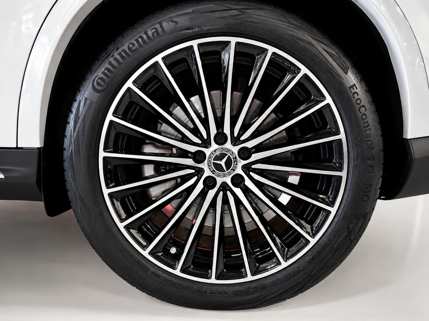 MERCEDES-BENZ GLC 400 e AMG Line 4matic Coupé CH FAHRZEUG-image-40