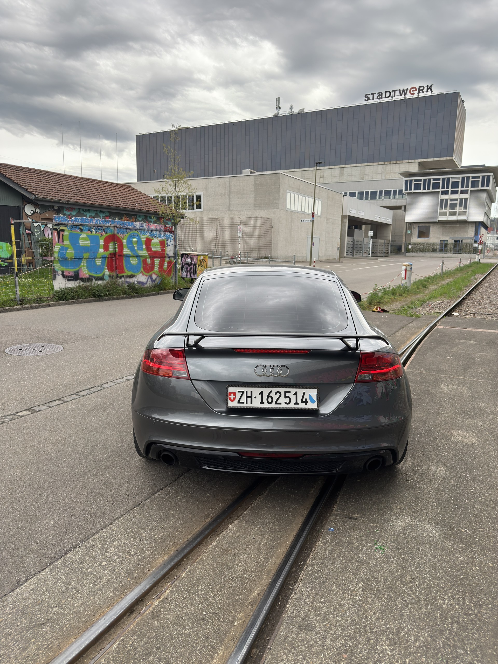 AUDI 2.0 TFSI 211 S-line-image-3