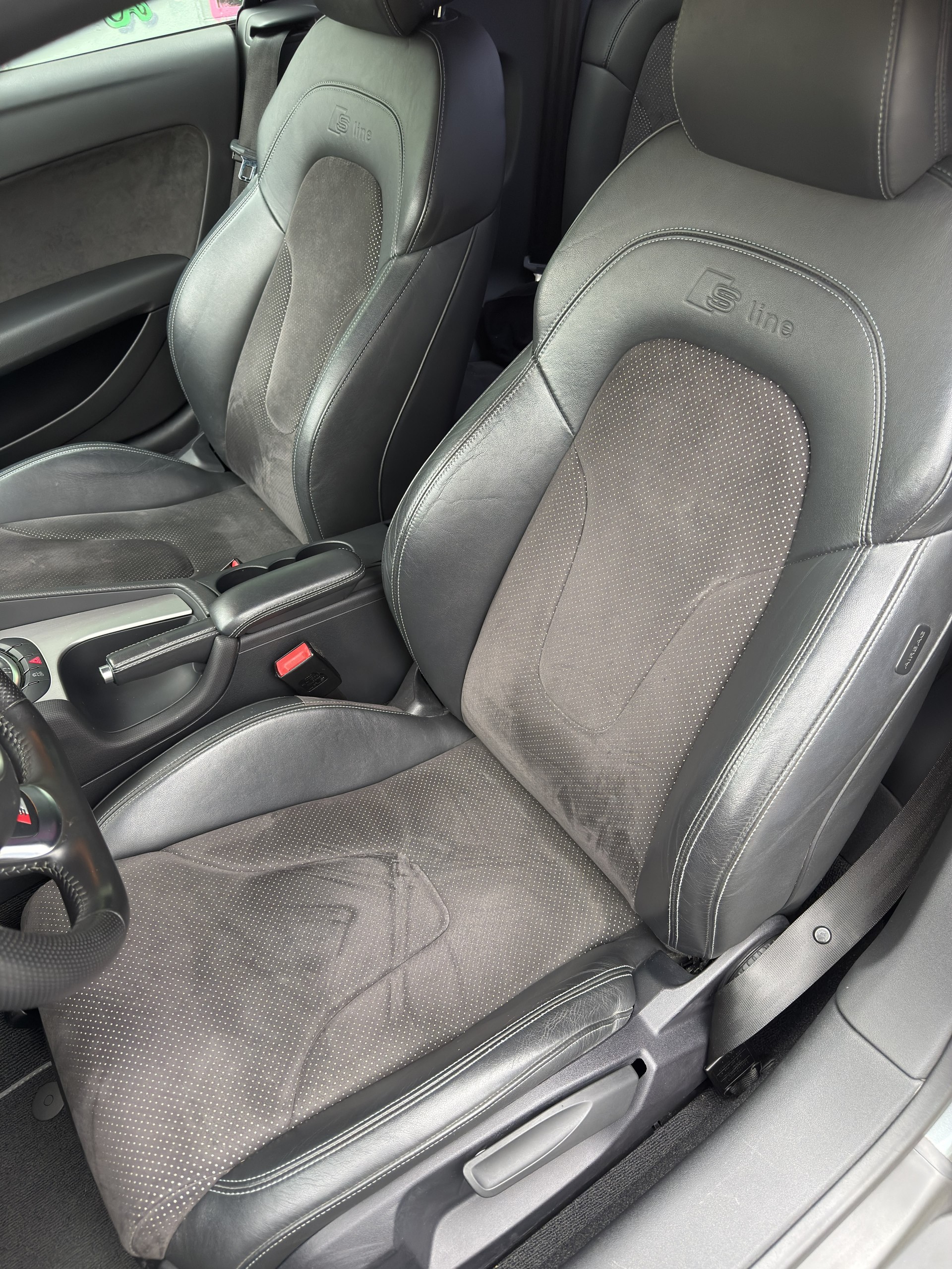 AUDI 2.0 TFSI 211 S-line-image-5