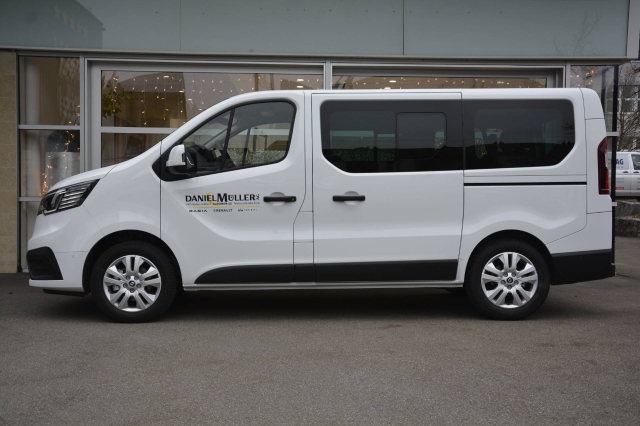 RENAULT Trafic Pass 2.0 dCi Blue 170 Automat *9 Plätzer*-image-2