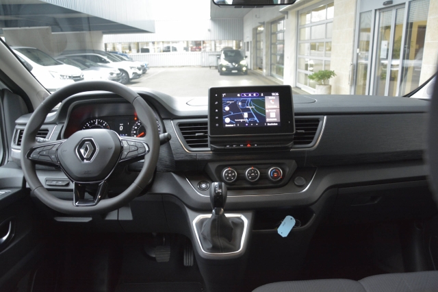 RENAULT Trafic Pass 2.0 dCi Blue 170 Automat *9 Plätzer*-image-7