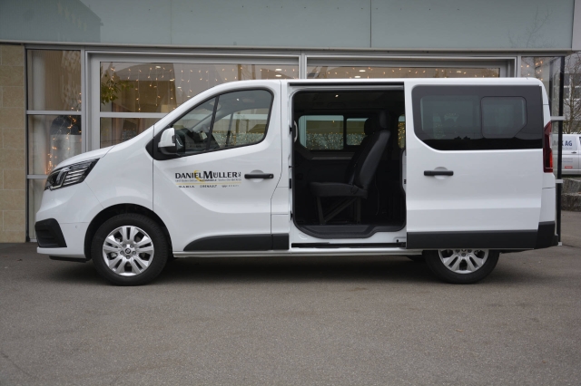 RENAULT Trafic Pass 2.0 dCi Blue 170 Automat *9 Plätzer*-image-3
