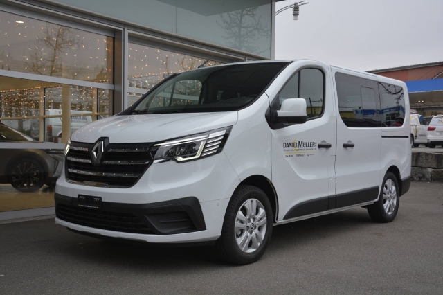 RENAULT Trafic Pass 2.0 dCi Blue 170 Automat *9 Plätzer*-image-0