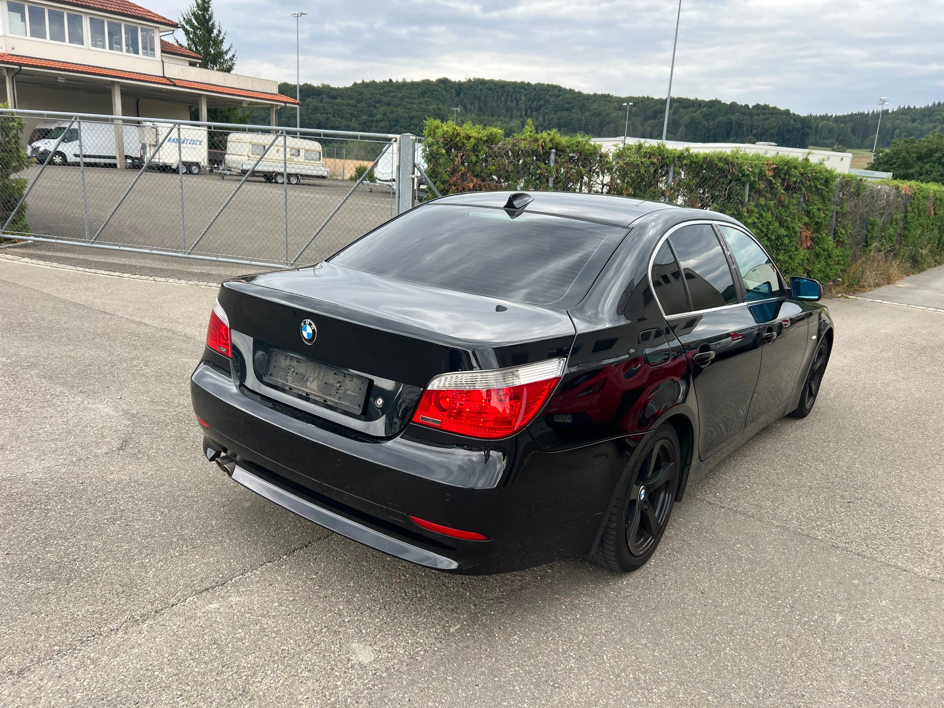 BMW 530d-image-6