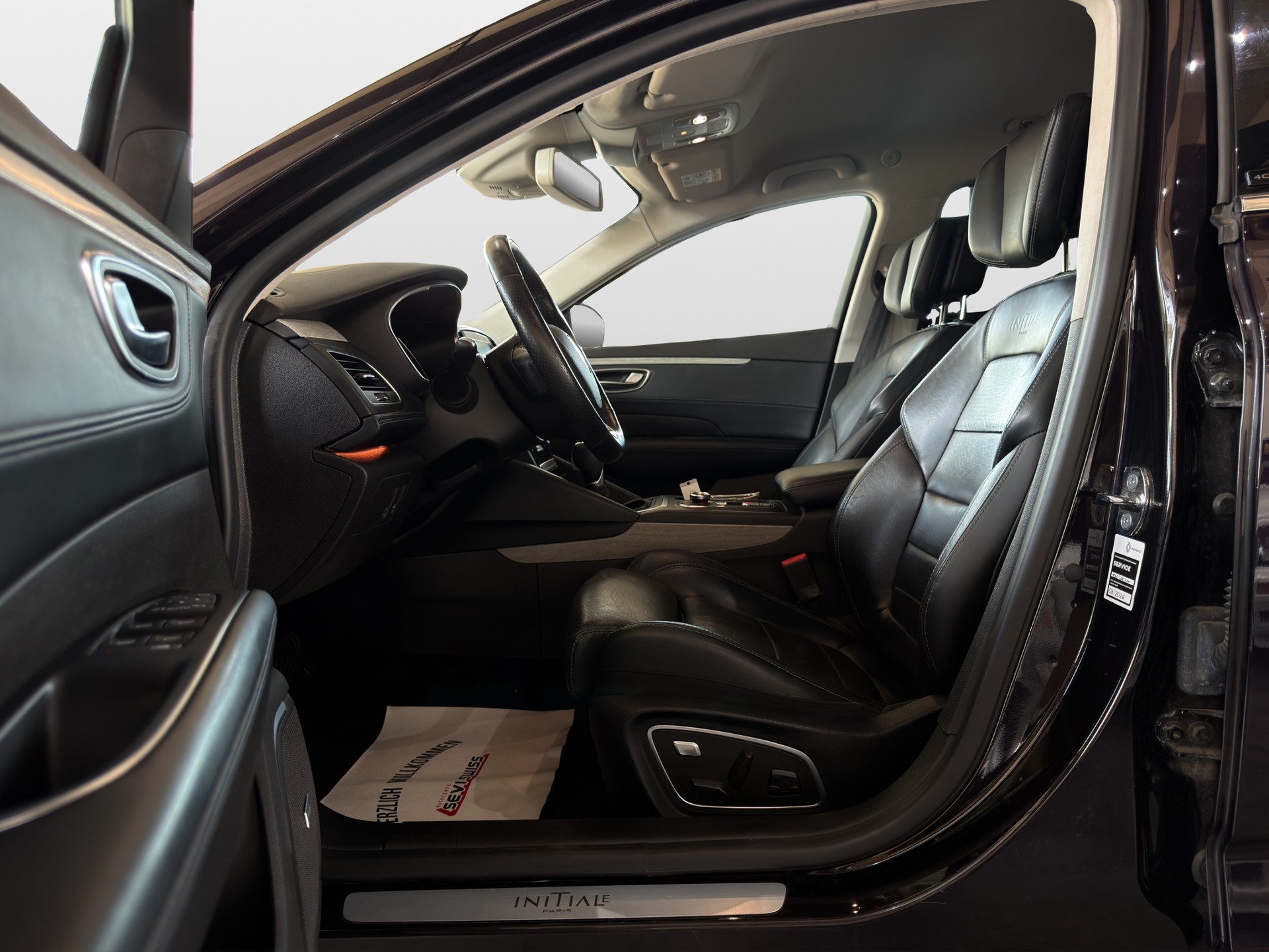 RENAULT Talisman Grandtour 1.6 dCi Initiale EDC*Frisch ab MFK,1 Jahr oder 20000km Garantie auf Motor und Getriebe inkl.*-image-9