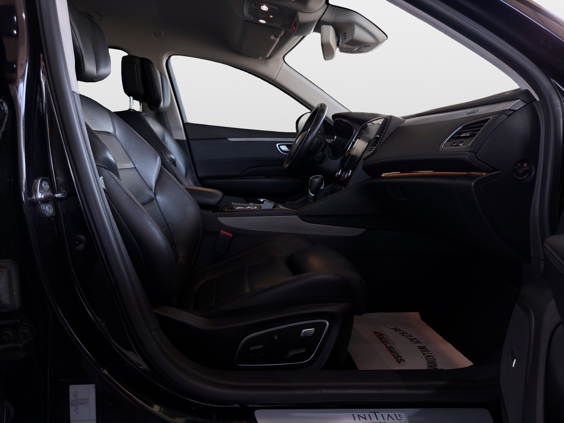 RENAULT Talisman Grandtour 1.6 dCi Initiale EDC*Frisch ab MFK,1 Jahr oder 20000km Garantie auf Motor und Getriebe inkl.*-image-11