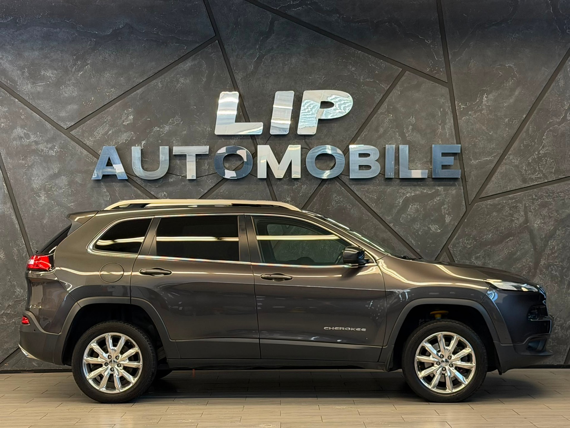 JEEP Cherokee 2.0TD Limited AWD 9ATX-image-3