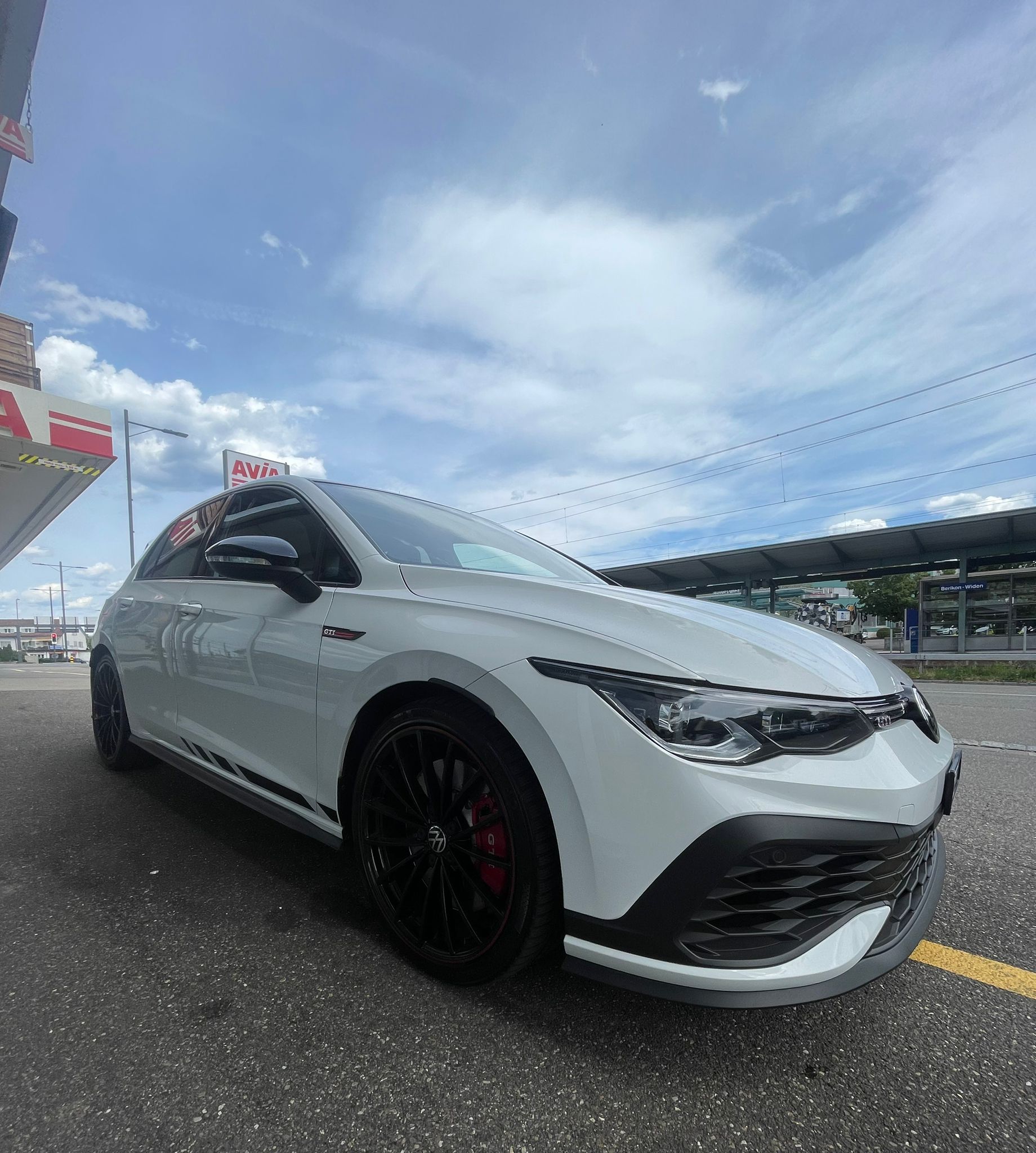 VW Golf 2.0 TSI GTI Clubsport 45 DSG Akrapovic/Leder/Panorama-image-1