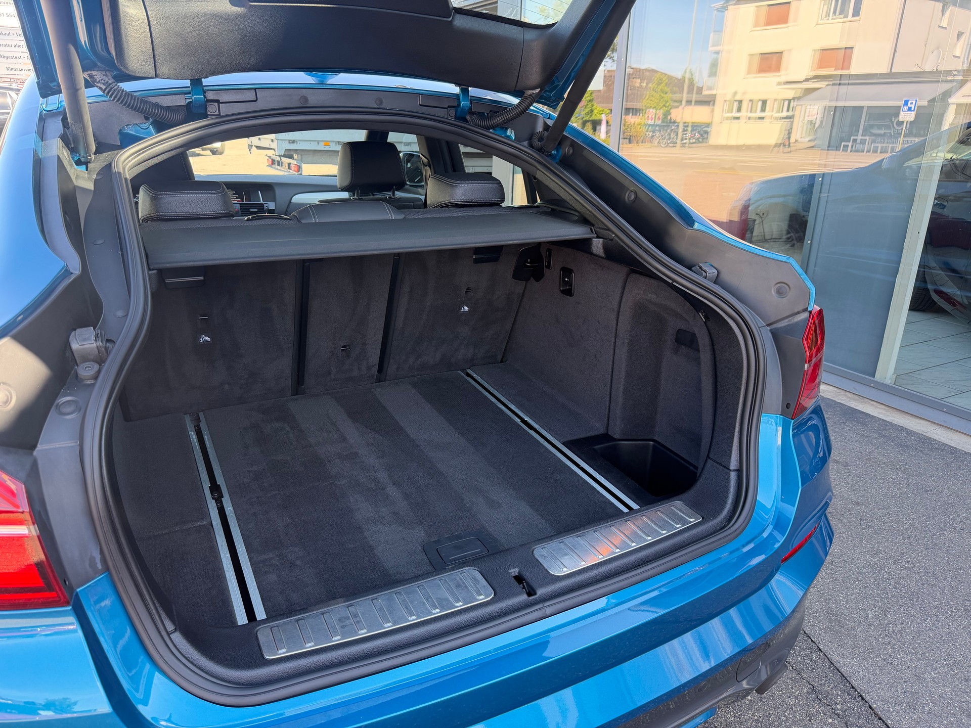 BMW X4 M 40i Steptronic-image-9