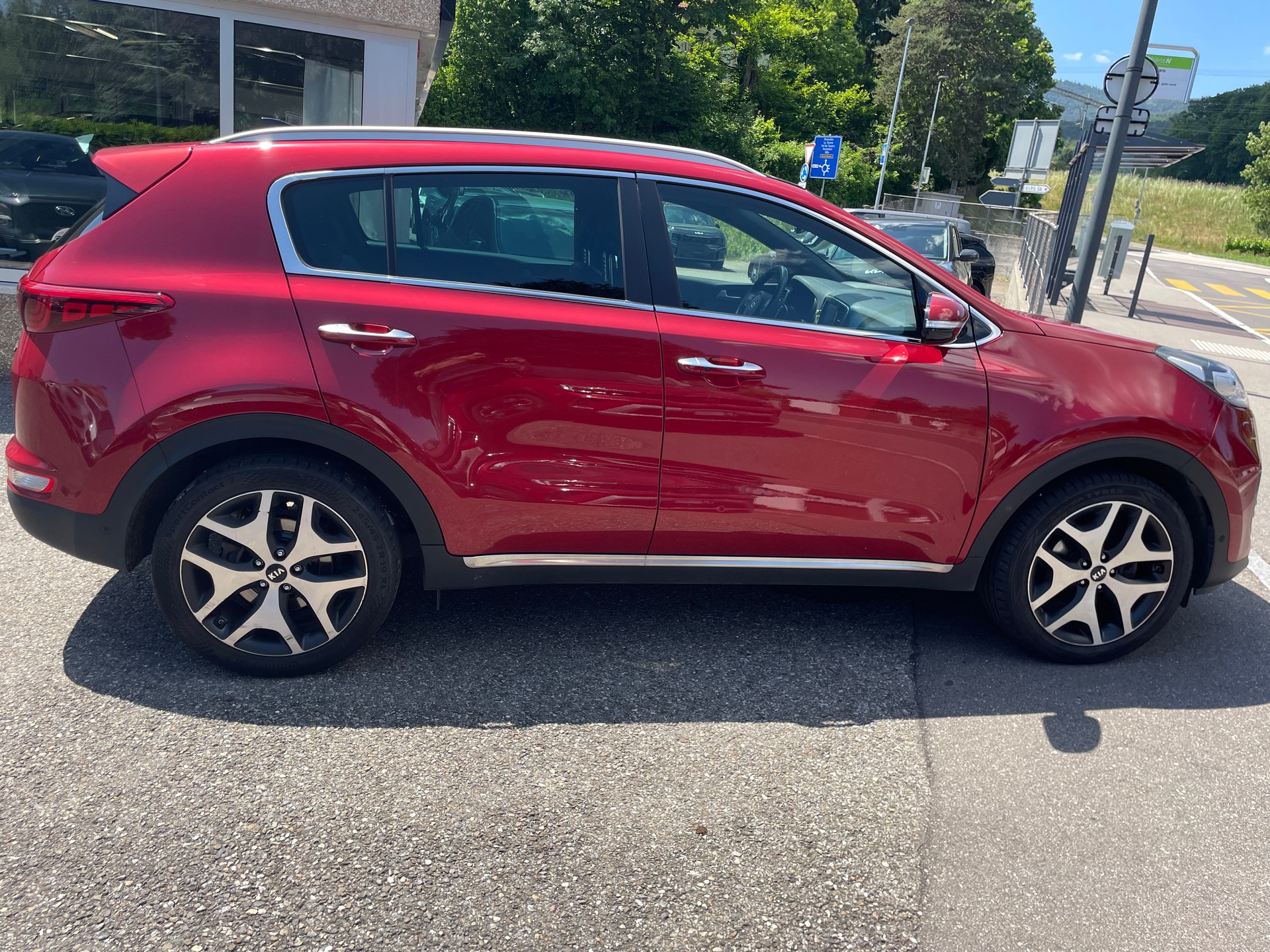 KIA Sportage 2.0CRDi Style GT Line 4WD Automat-image-1