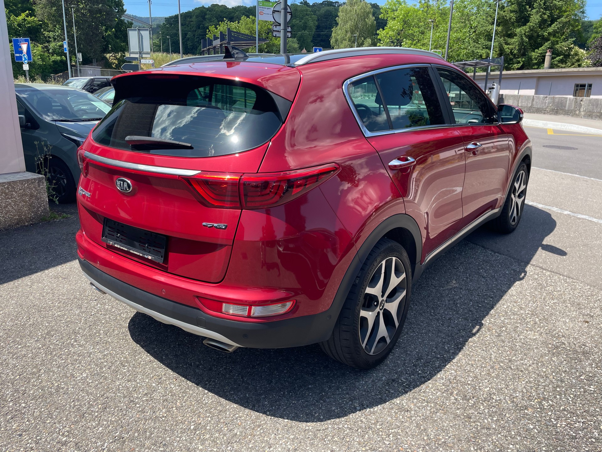 KIA Sportage 2.0CRDi Style GT Line 4WD Automat-image-2