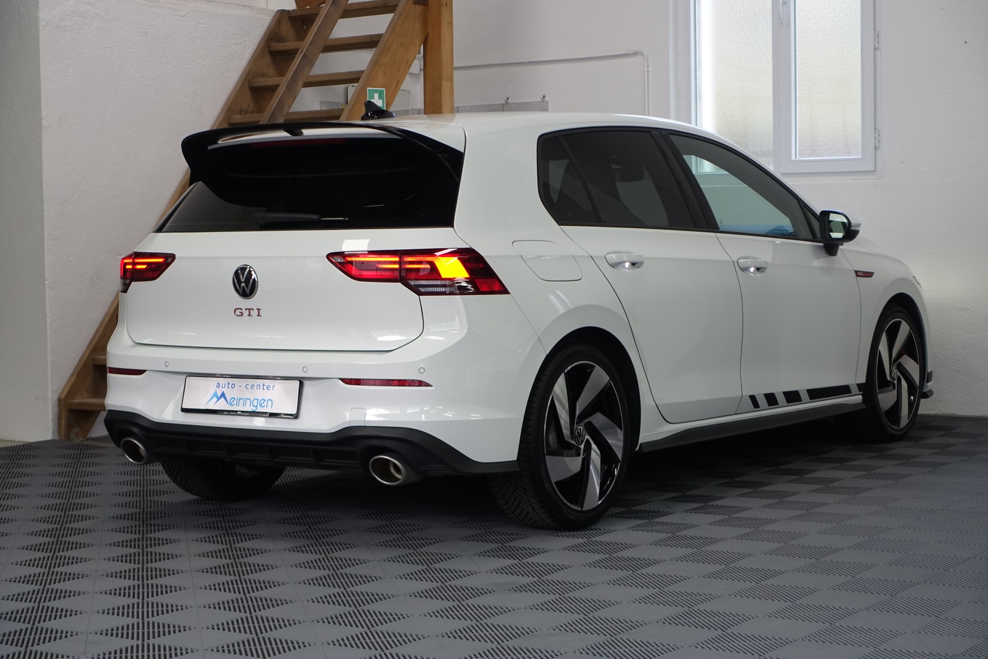 VW Golf 2.0 TSI GTI Clubsport DSG-image-4