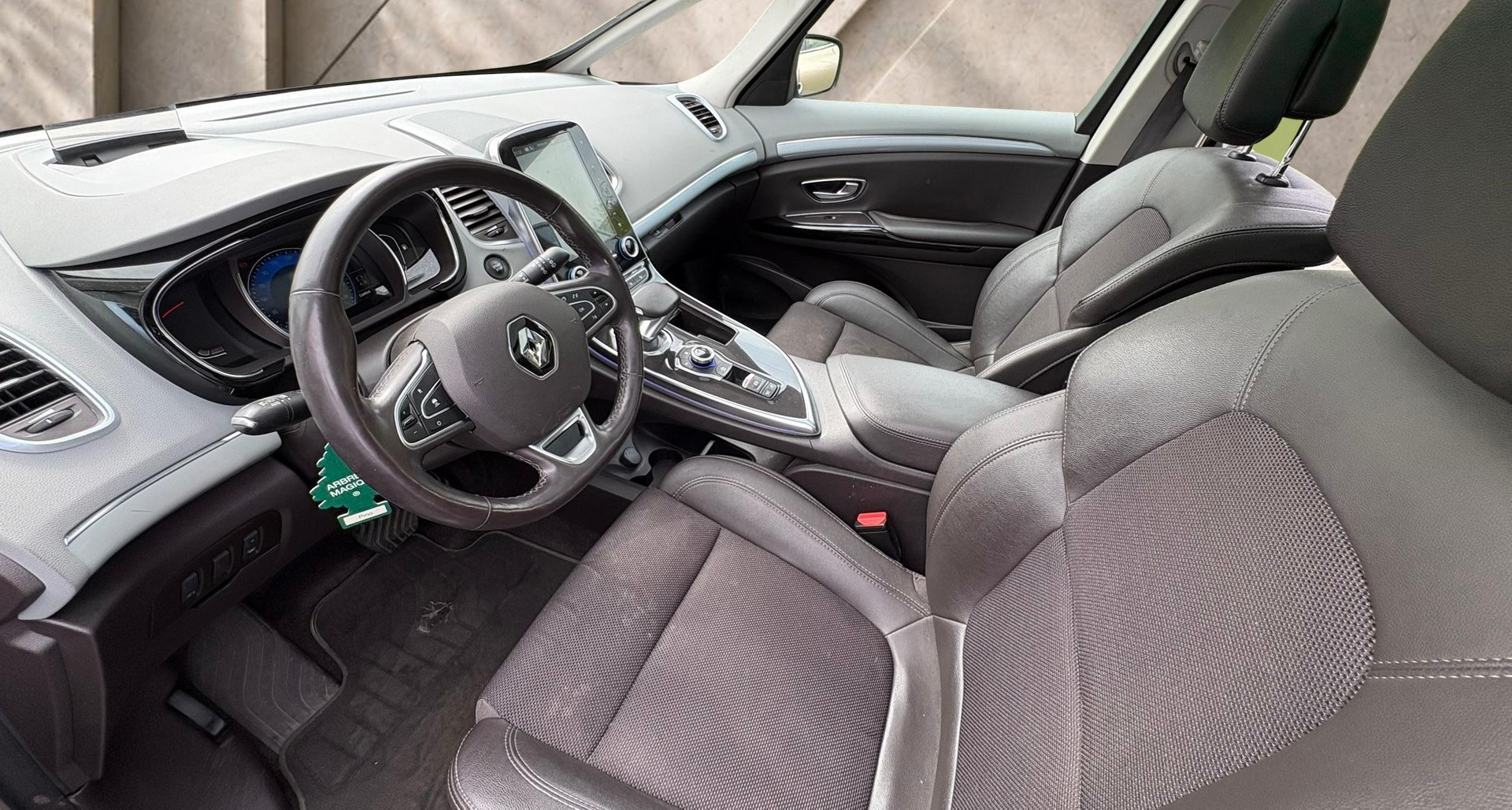 RENAULT Espace 1.6 dCi 160 90th Anniv. EDC-image-9