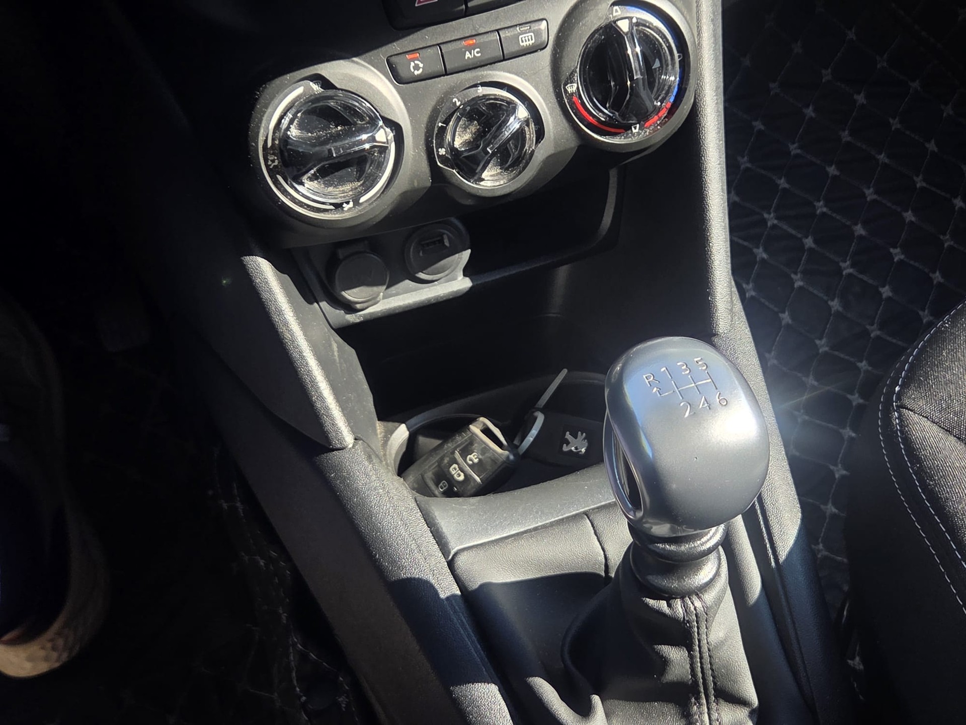 PEUGEOT 208 1.5 BlueHDi Active * Ab MFK * Expertisé * Rabais plaques *-image-5