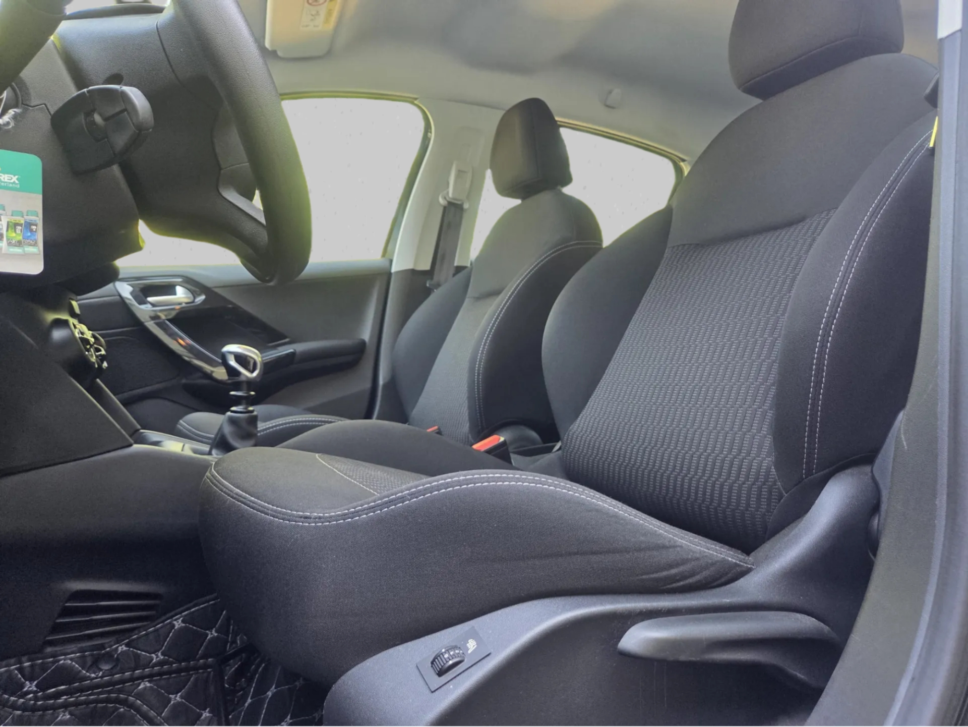 PEUGEOT 208 1.5 BlueHDi Active * Ab MFK * Expertisé * Rabais plaques *-image-4