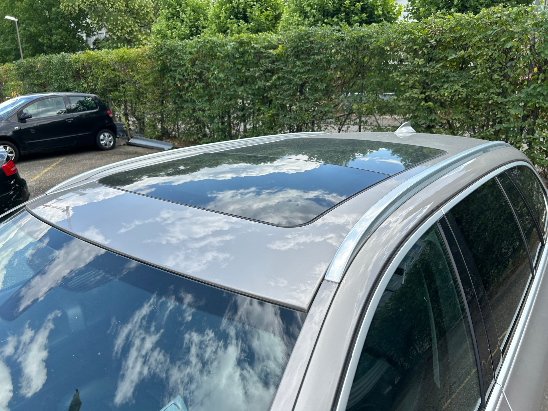 BMW 520d Touring Steptronic-image-10