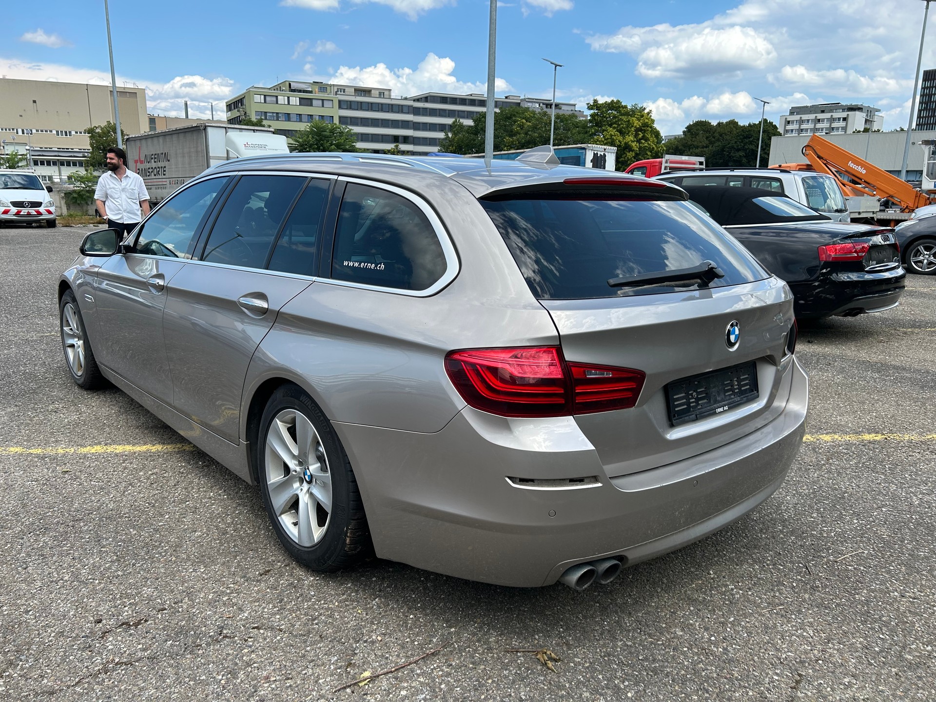 BMW 520d Touring Steptronic-image-3