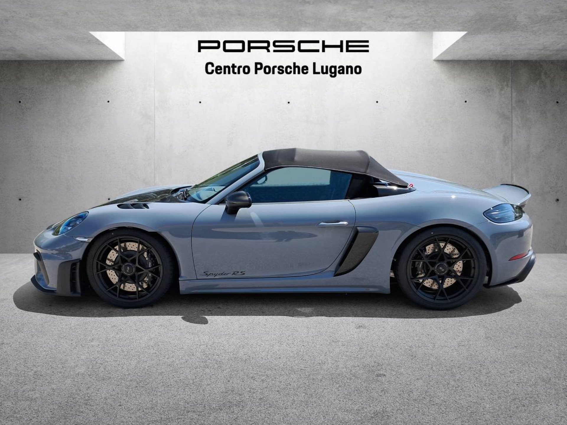 PORSCHE 718 Spyder RS-image-12