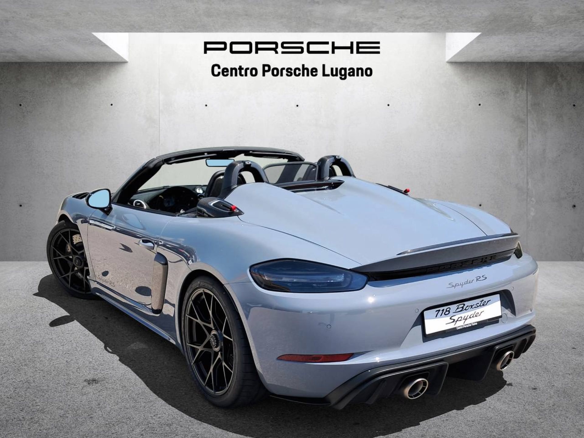 PORSCHE 718 Spyder RS-image-2