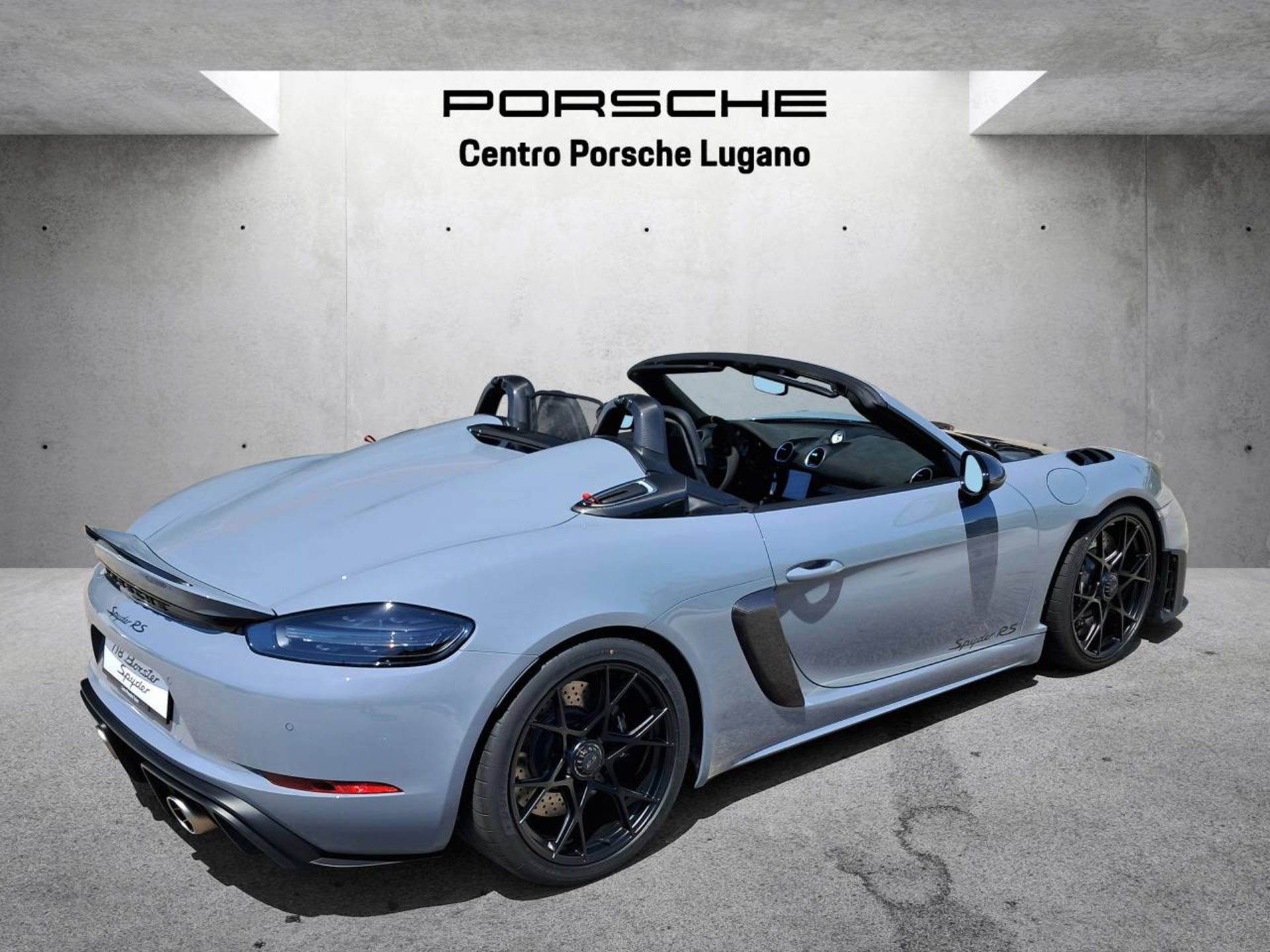 PORSCHE 718 Spyder RS-image-7