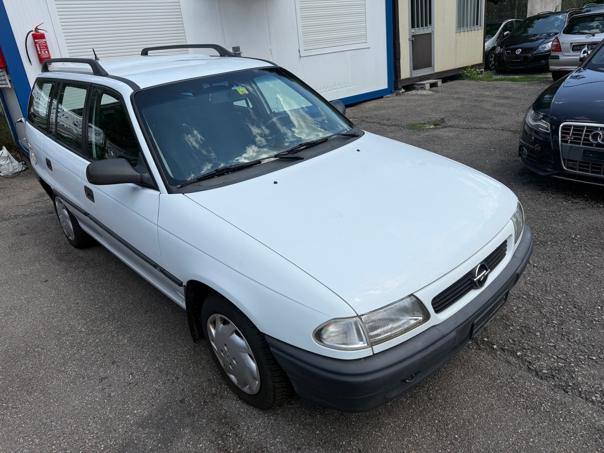 OPEL Astra Caravan 1.6i 16V-image-6