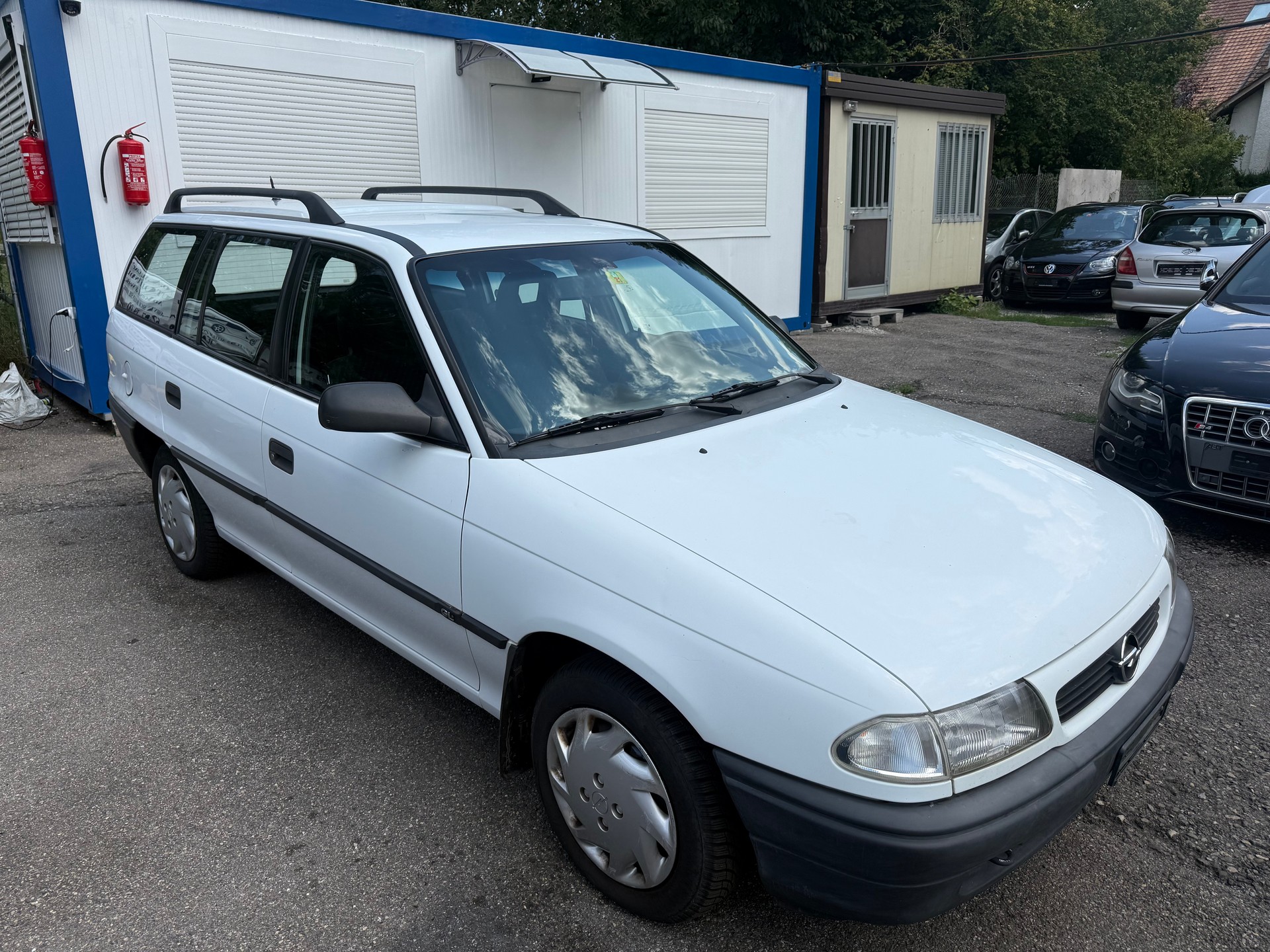 OPEL Astra Caravan 1.6i 16V-image-4