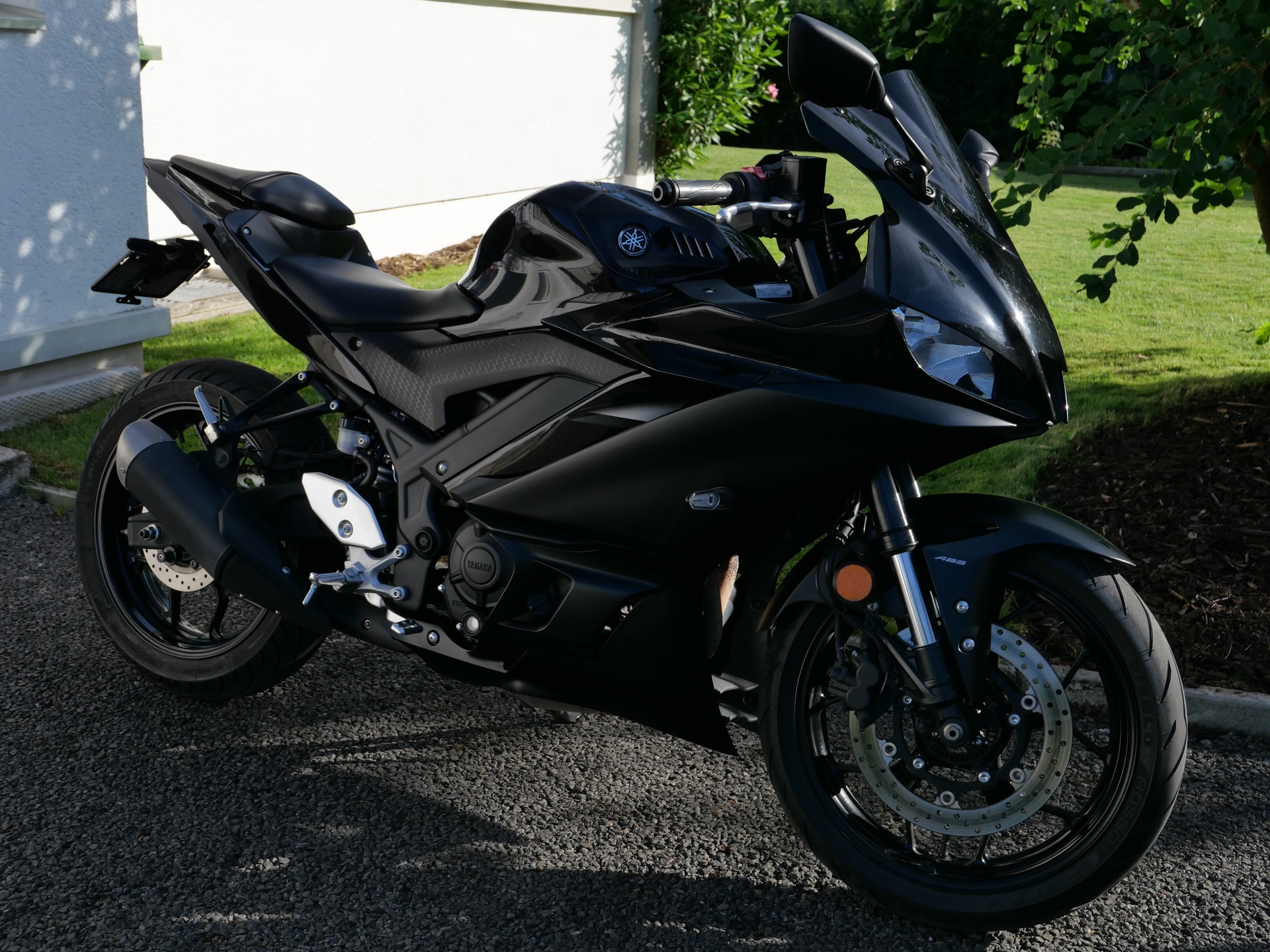YAMAHA YZF-R3
