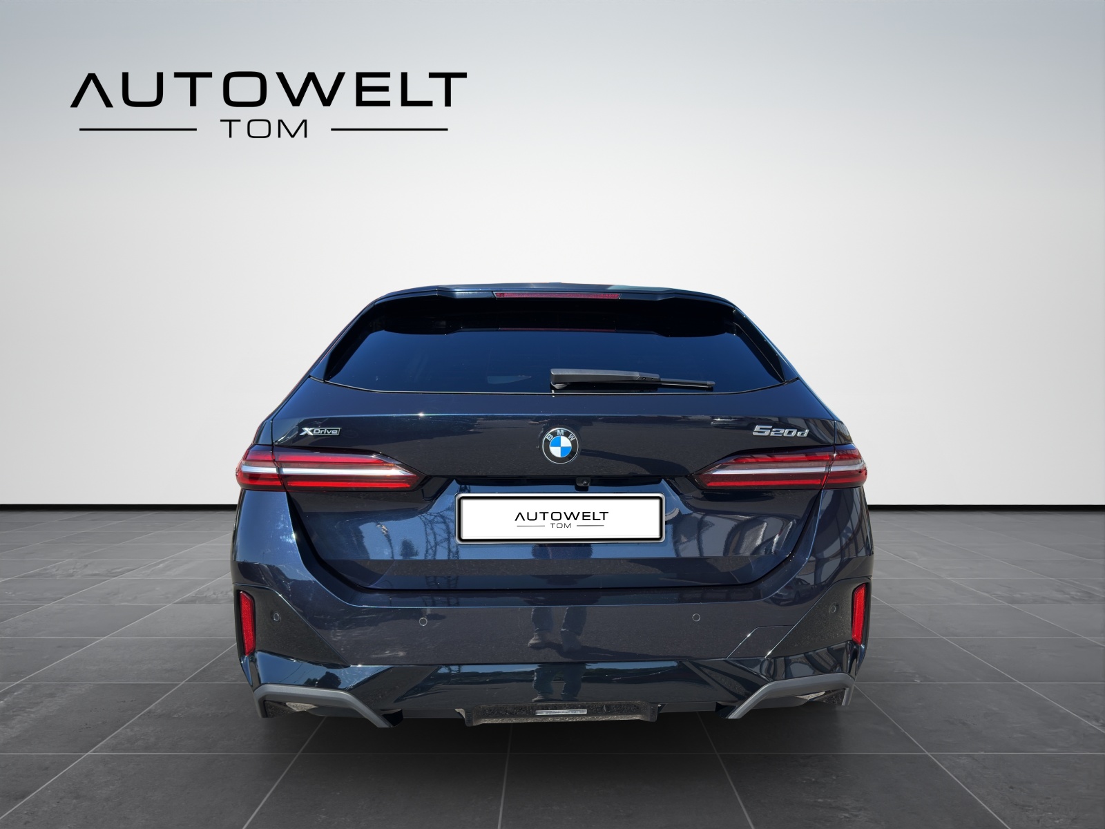 BMW 520d xDrive 48V Touring M Sport *CH*gratis Service*-image-3