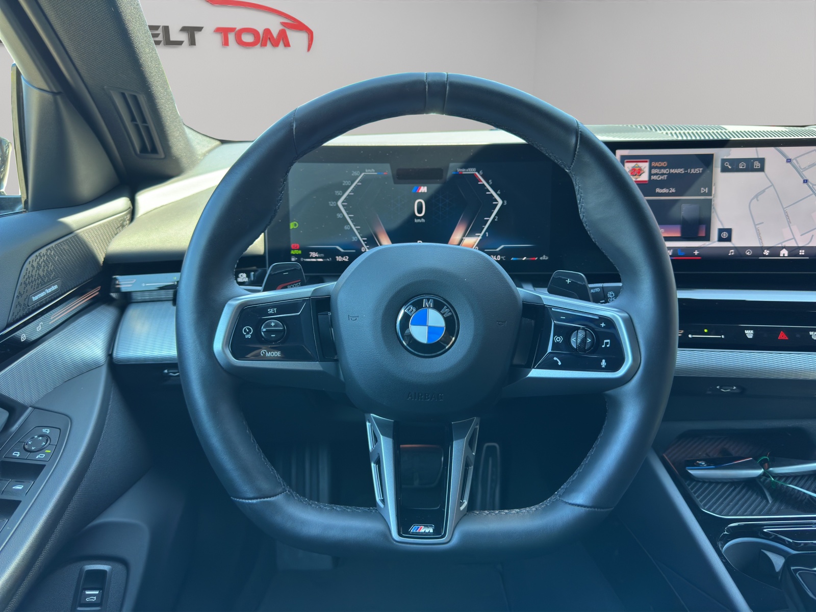 BMW 520d xDrive 48V Touring M Sport *CH*gratis Service*-image-9
