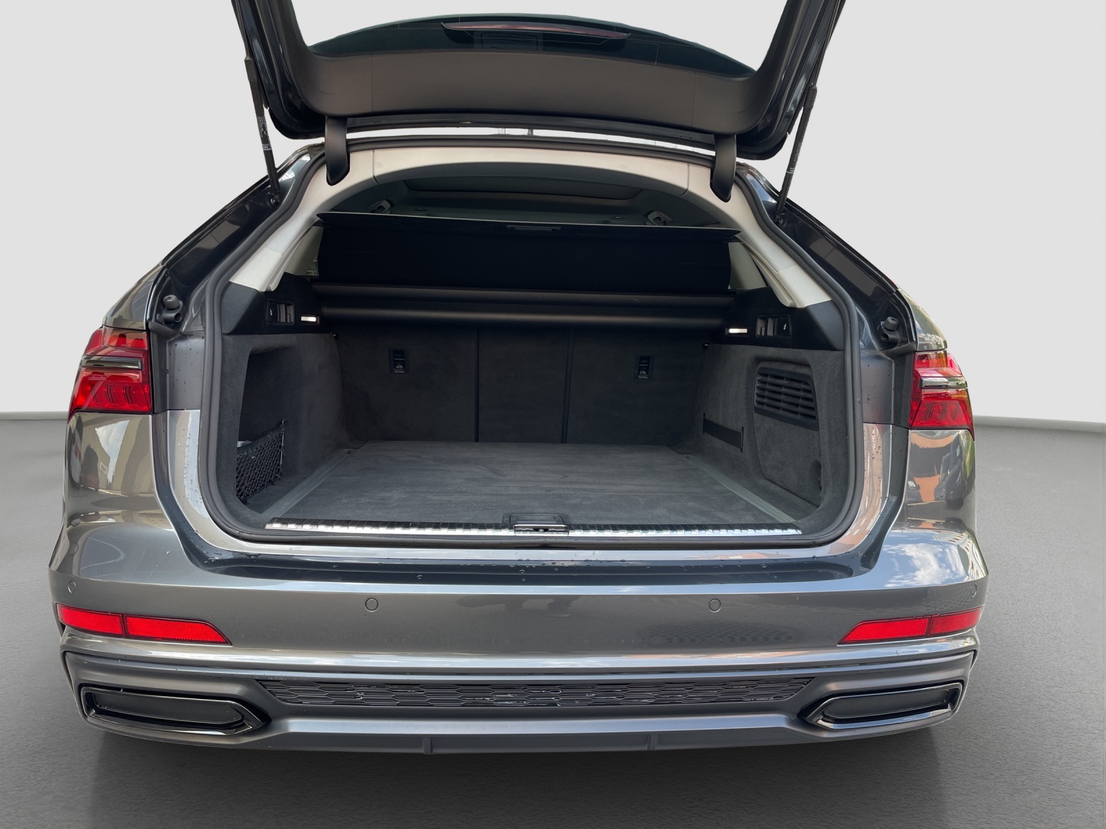 AUDI A6 Avant 45 TFSI Sport S-tronic quattro-image-9