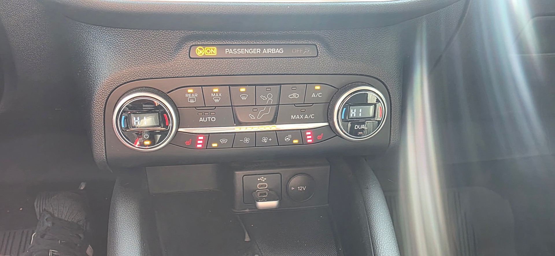 FORD 2.5 Hybrid Vignale 4x4-image-2