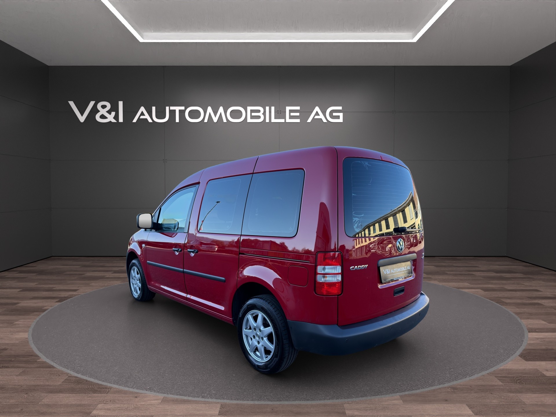 VW Caddy 1.6 TDI BlueMotion Technology DSG-image-3