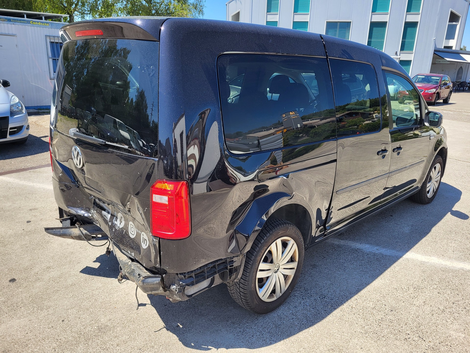 VW Caddy Maxi 2.0 TDI Comfortline-image-13